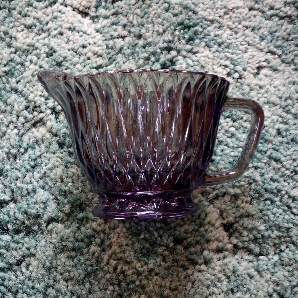 Smokey Black Creamer